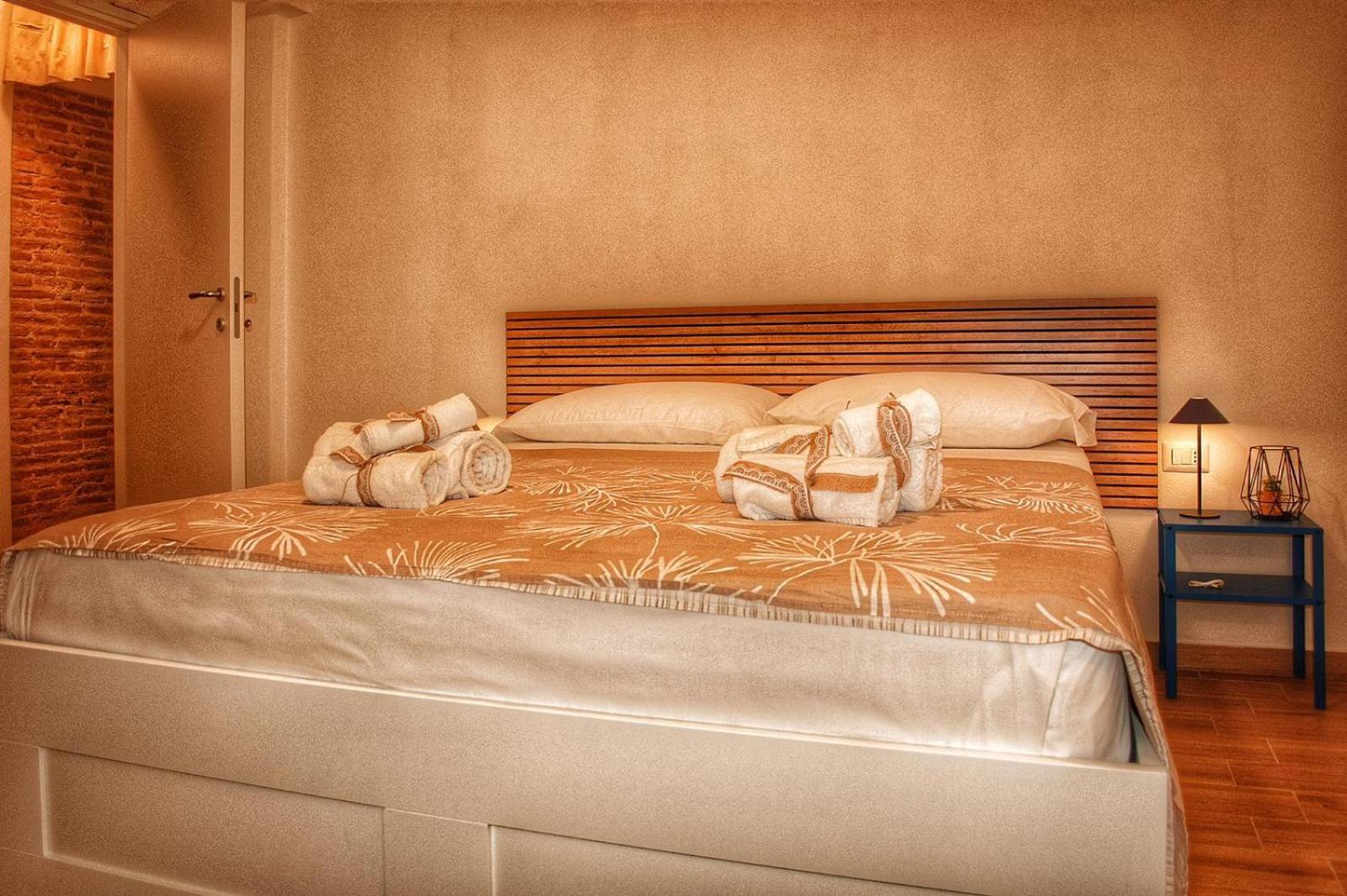 Centro Storico Lovely House R9345 カリアリ エクステリア 写真