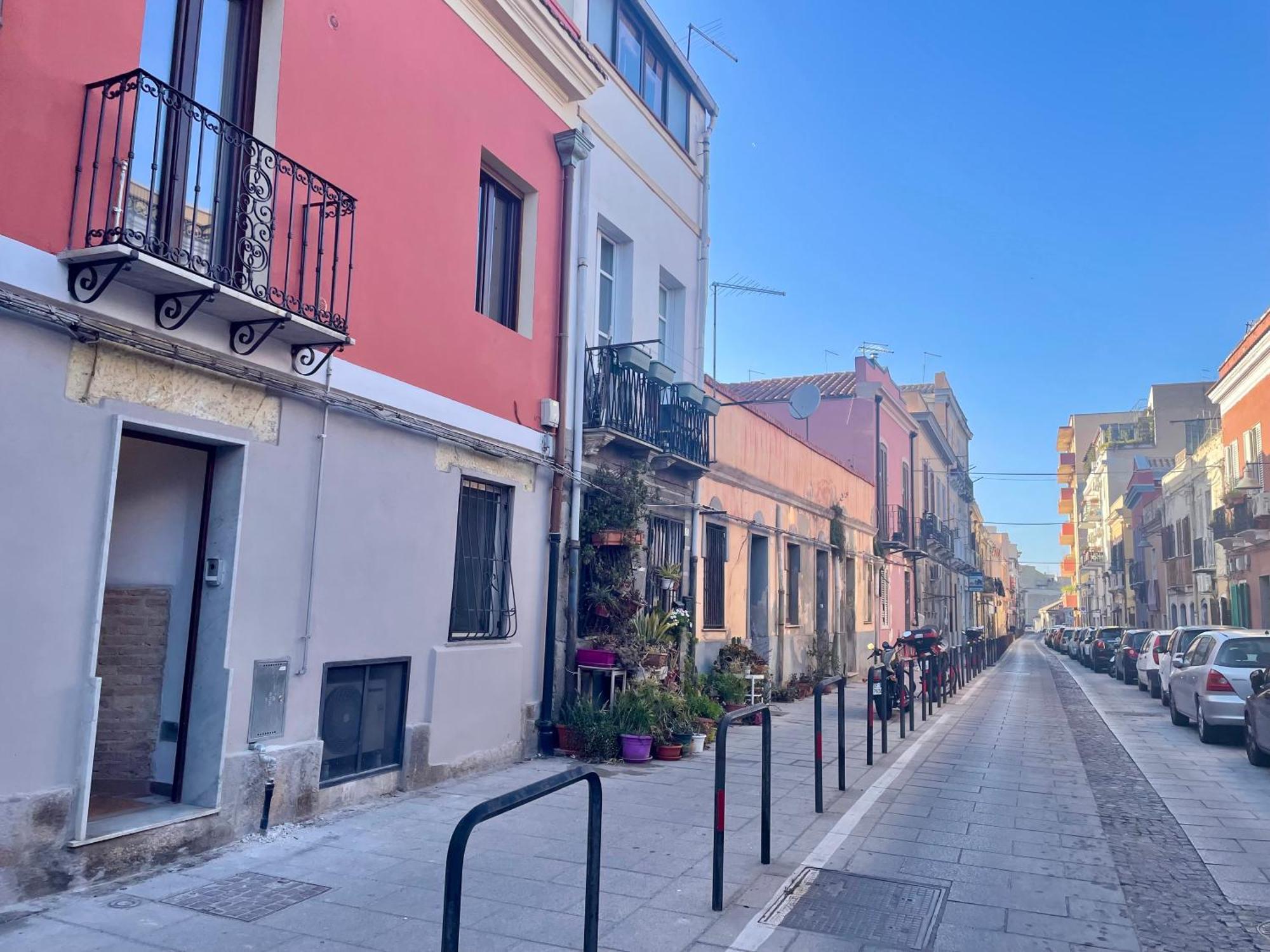 Centro Storico Lovely House R9345 カリアリ エクステリア 写真