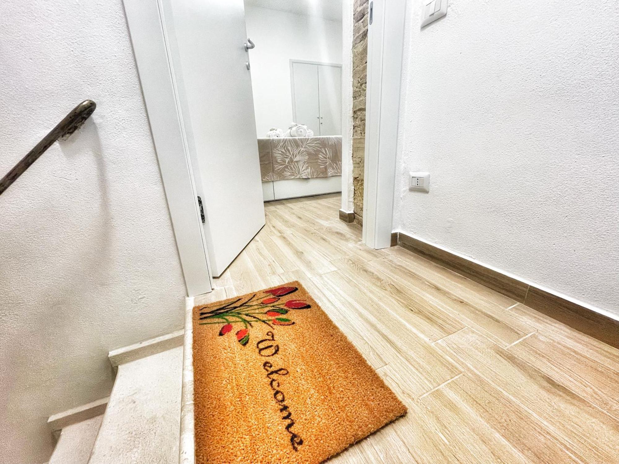 Centro Storico Lovely House R9345 カリアリ エクステリア 写真